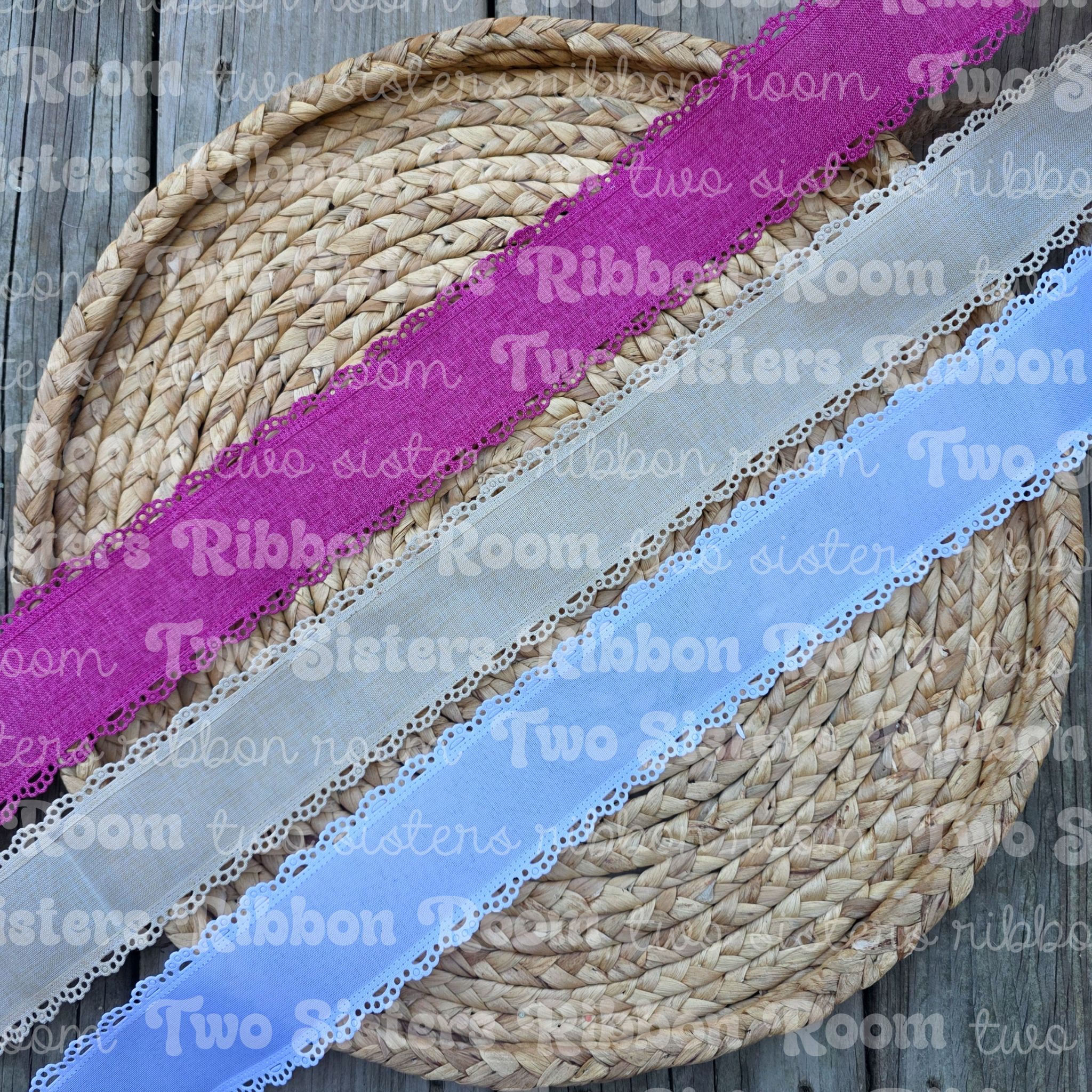 Scallop Edge Canvas